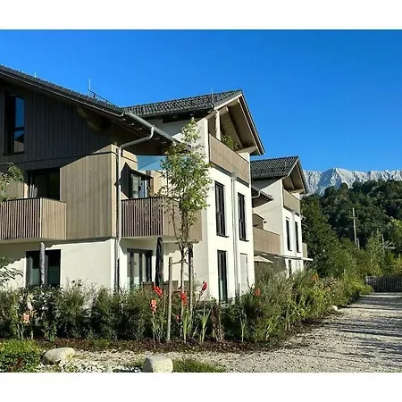 Pure Mountain Garden 펜션 *